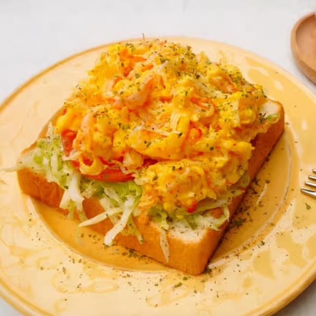 Crab Egg Drop Sandwich (芝士蟹柳厚蛋三明治).