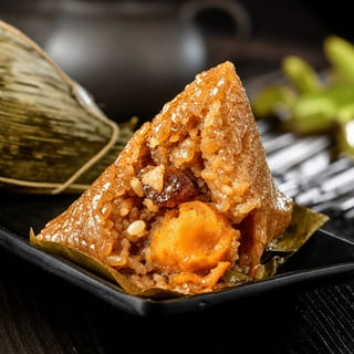 Salted Egg Yolk & Pork Rice Dumpling (咸蛋黄肉粽)
